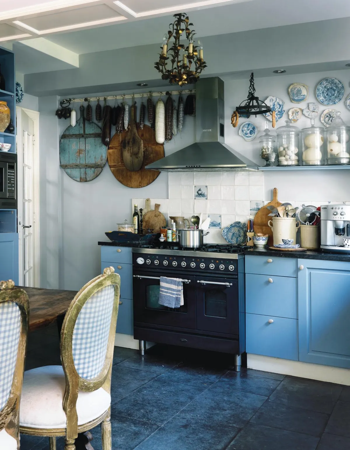 1930s villa North Holland kitchen