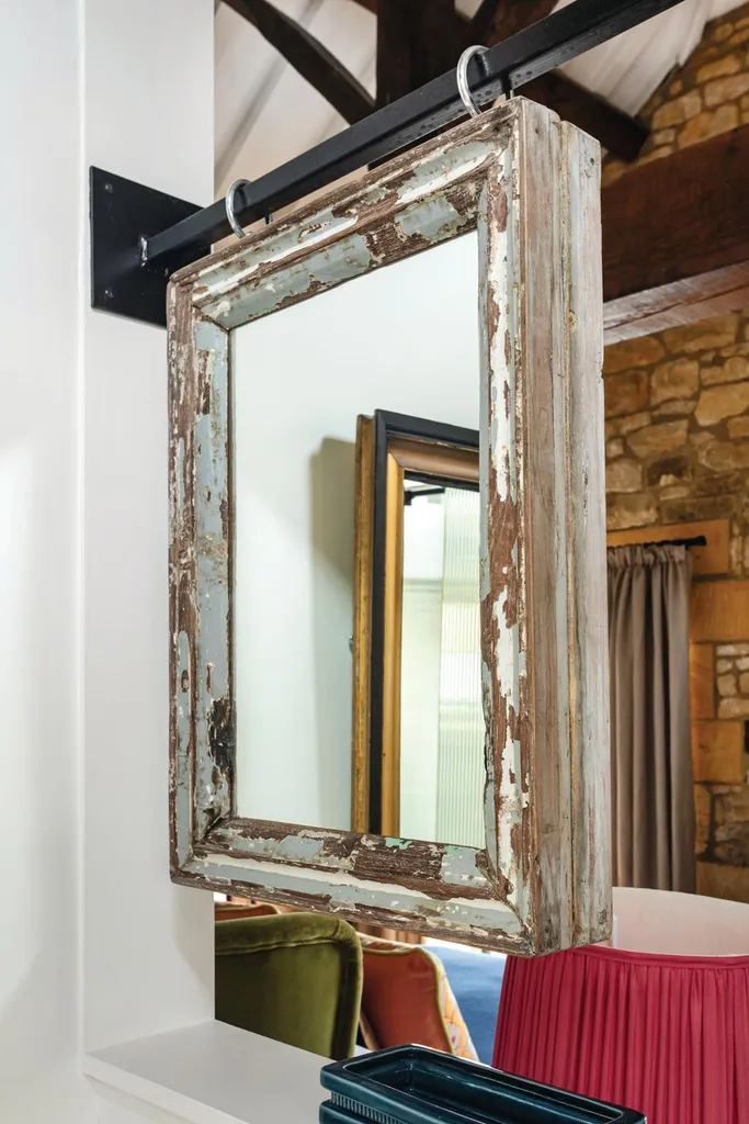 Cotswolds home mirrors