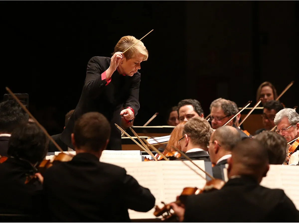 Picture of conductor Marin Alsop