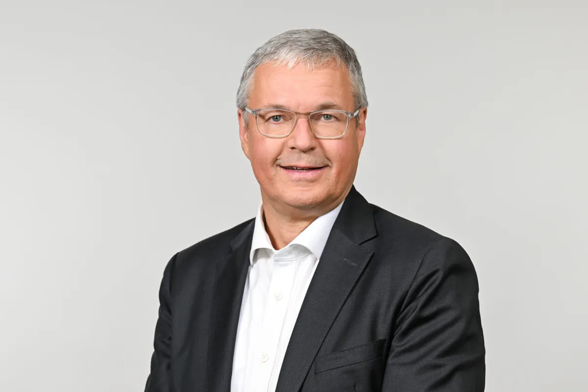 Marcus Kramer Risikovorstand Kramer kündigt Abschied an | Börsen-Zeitung