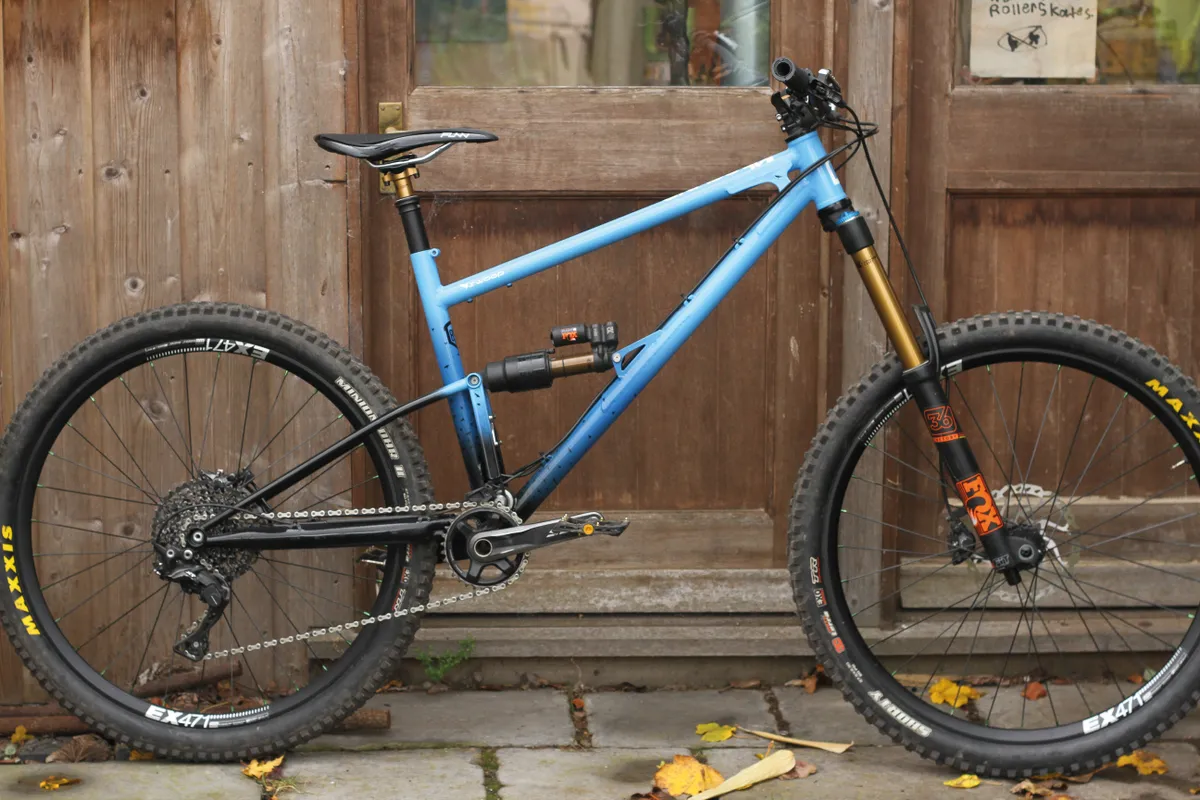 Starling Cycles Swoop mountain bike