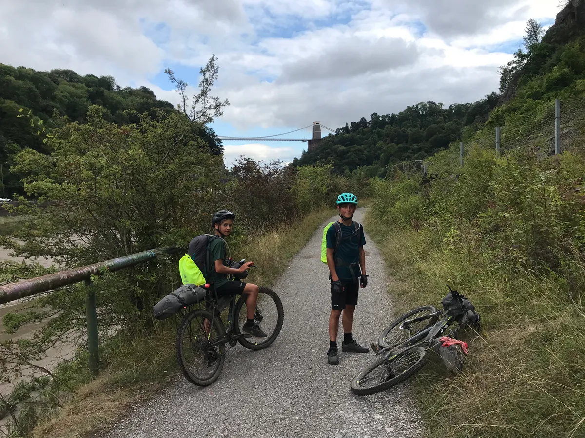 Following the Avon gorge from Avonmouth to the Clifton Suspension bridge (day 22)