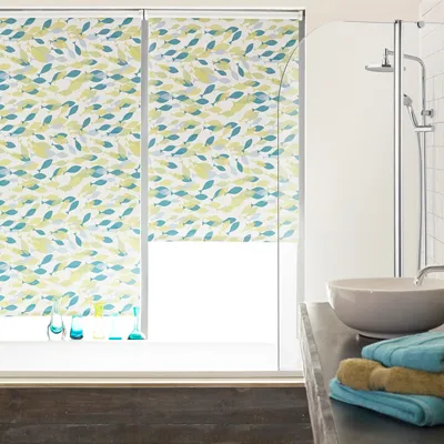 Splashproof shower blinds