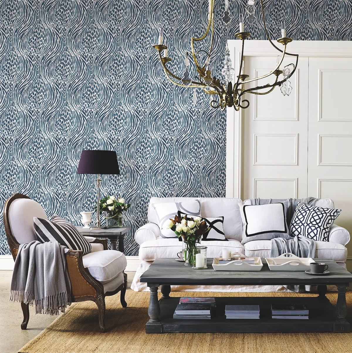 How to mix and match pattern in your home