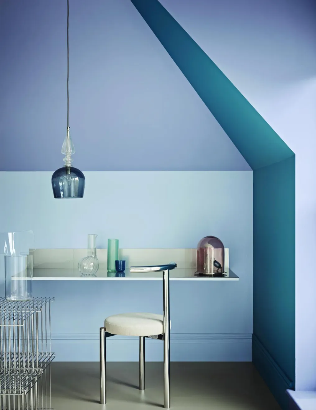 Add depth to cool tones by combining with streaks of dark teal and reflective chrome finishes