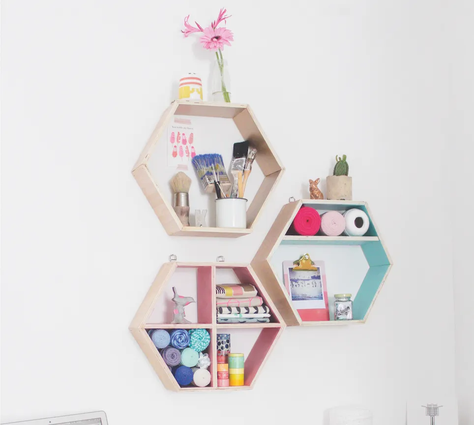How to create geometric shelves