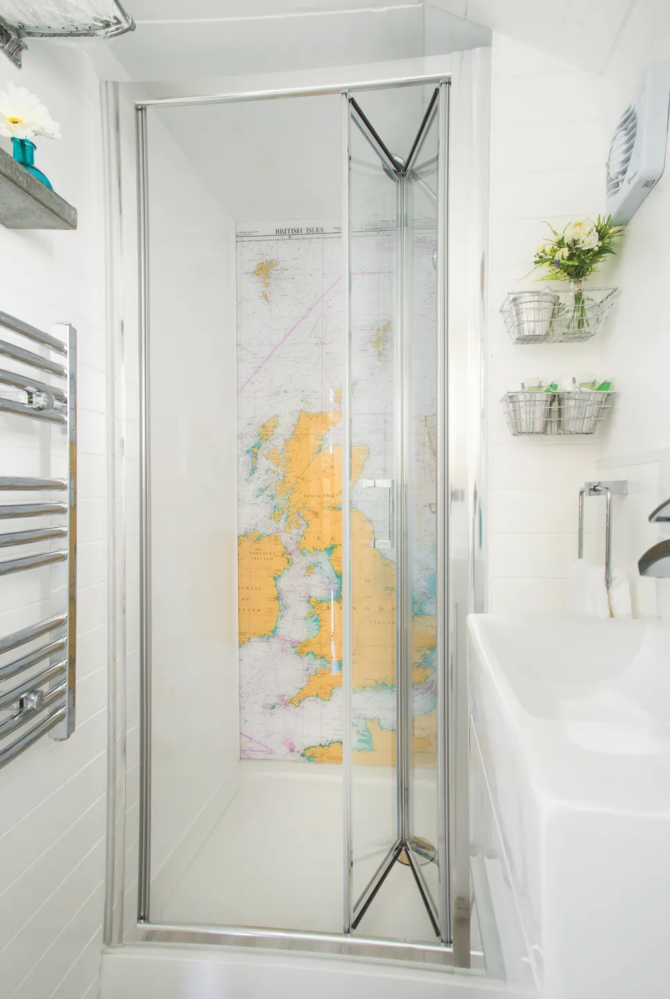Real home - map motif on an acrylic shower sheet