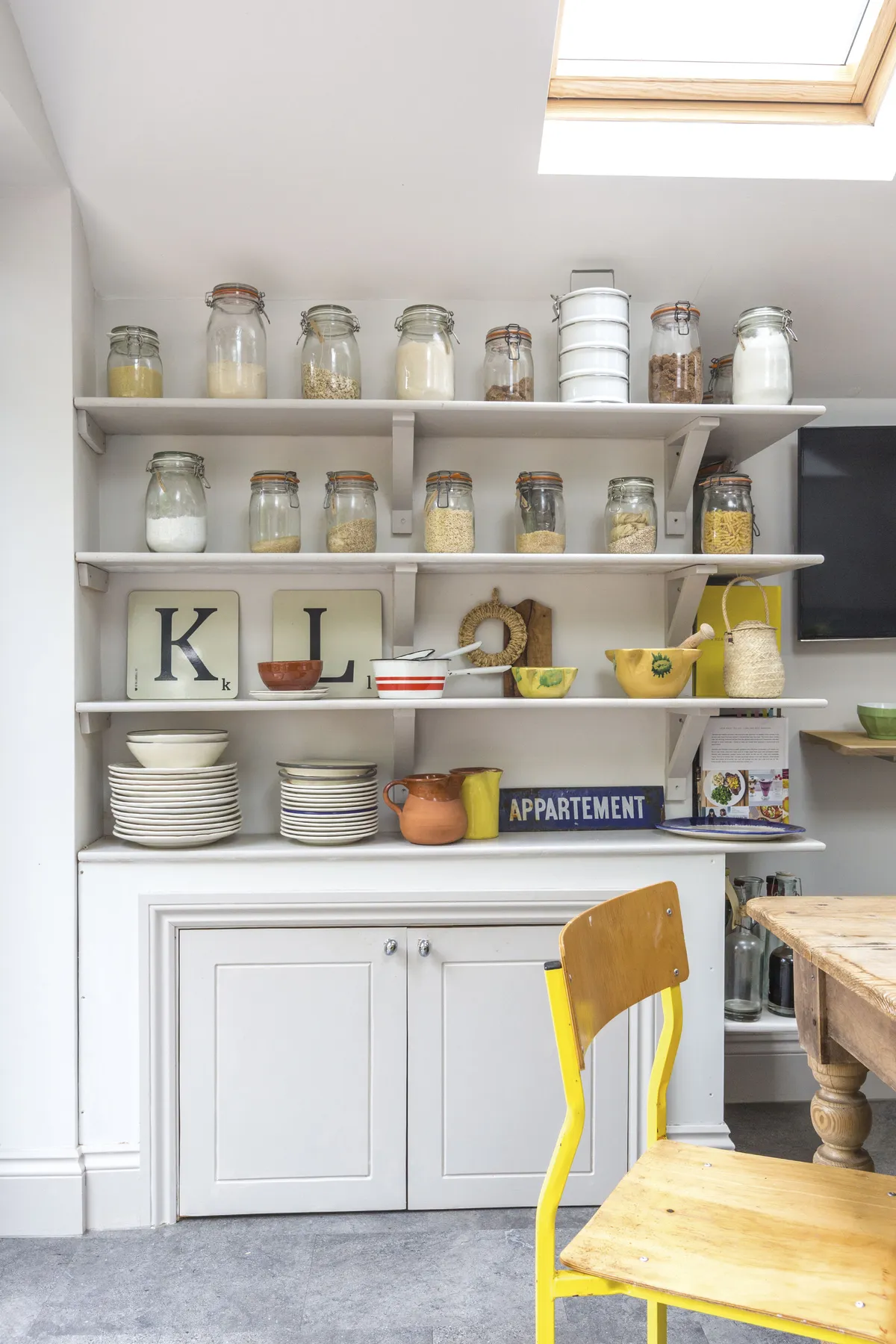 Kitchen makeover - kitchen dresser with Pinterest storage jars