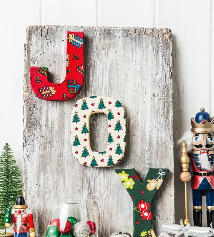 How to make a rustic Christmas sign