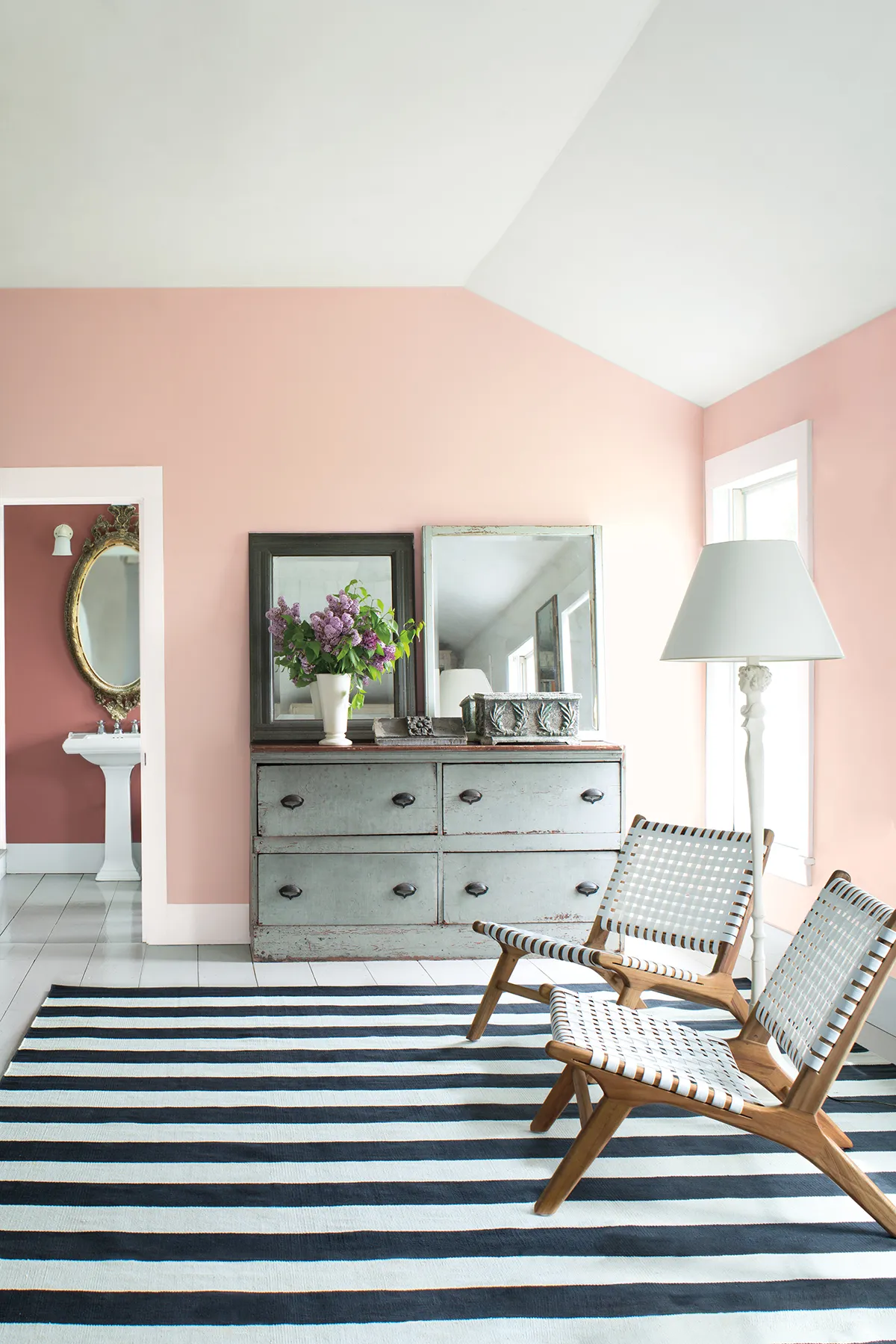 pink bedroom ideas - Benjamin Moore Aura Eggshell Pleasant Pink 