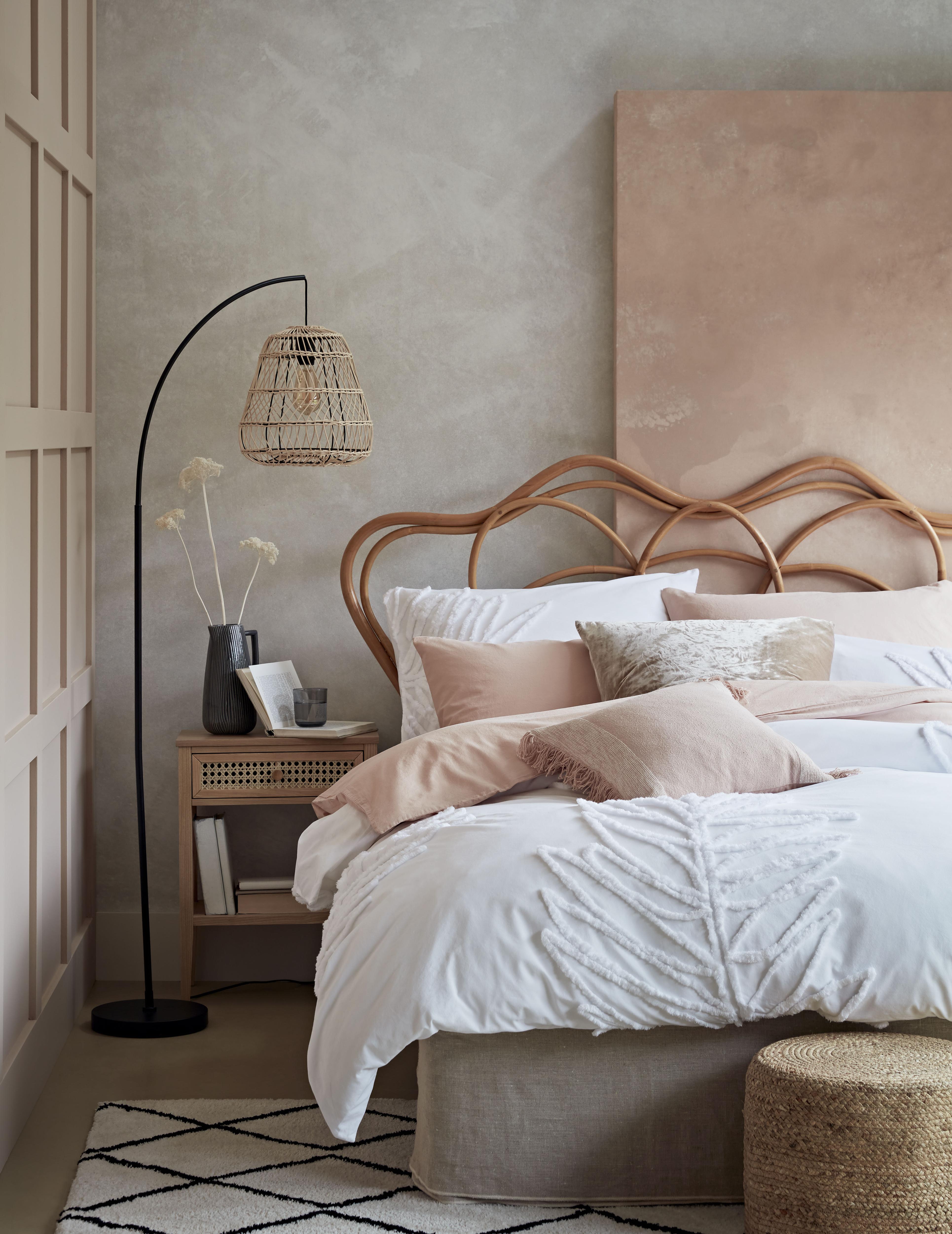Pink bedroom ideas: timeless pink decor ideas for a comforting space - Your  Home Style