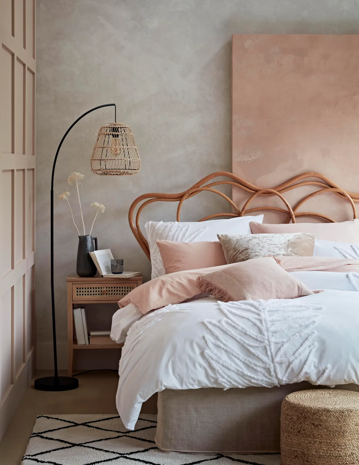 pink bedroom ideas - habitat bed