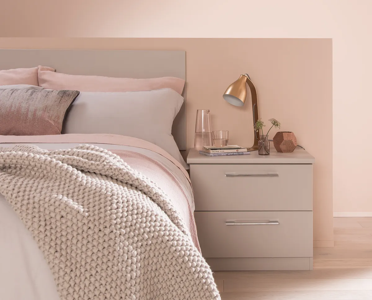 pink bedroom ideas - match pink bedding and pink walls 