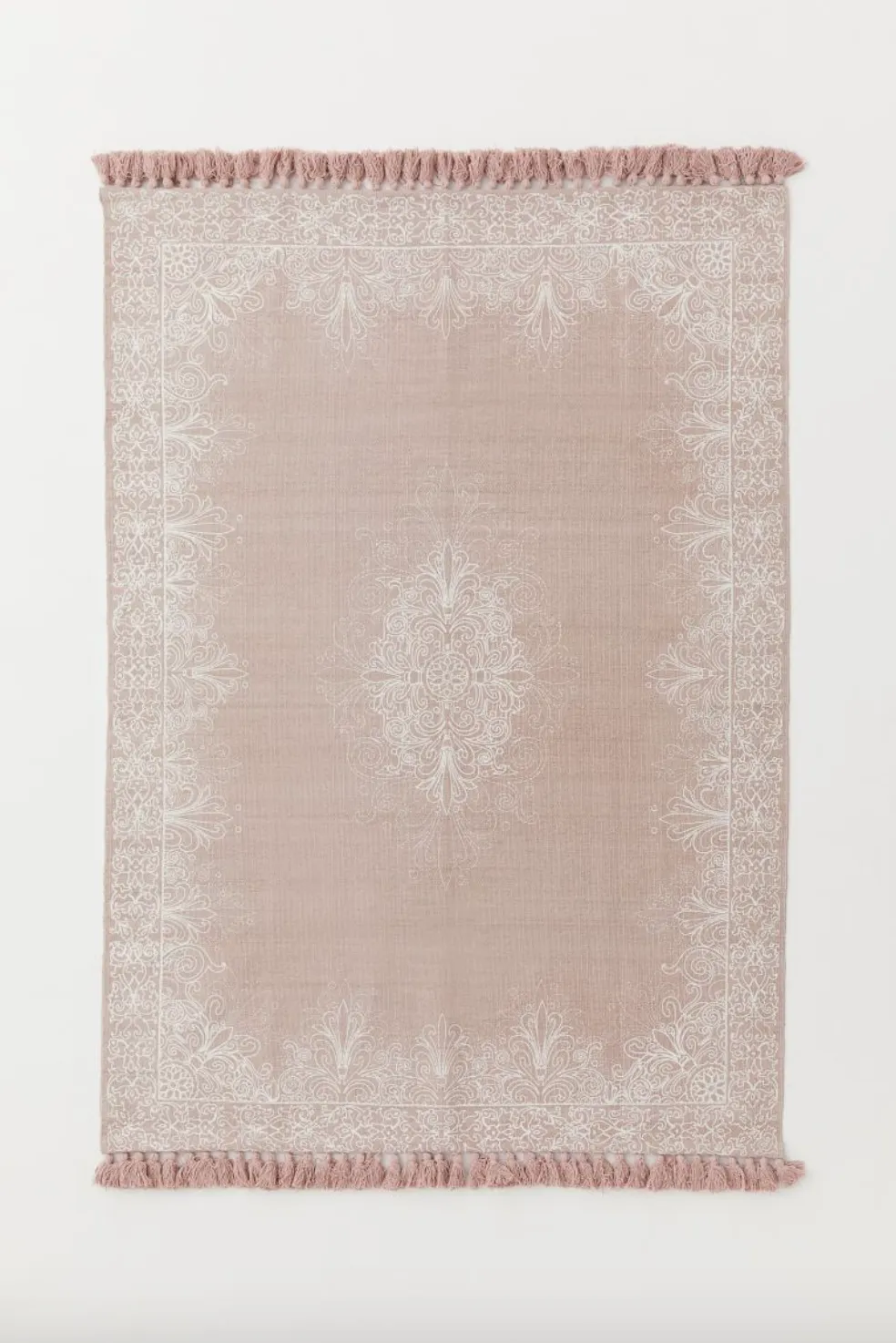 Tasselled cotton rug