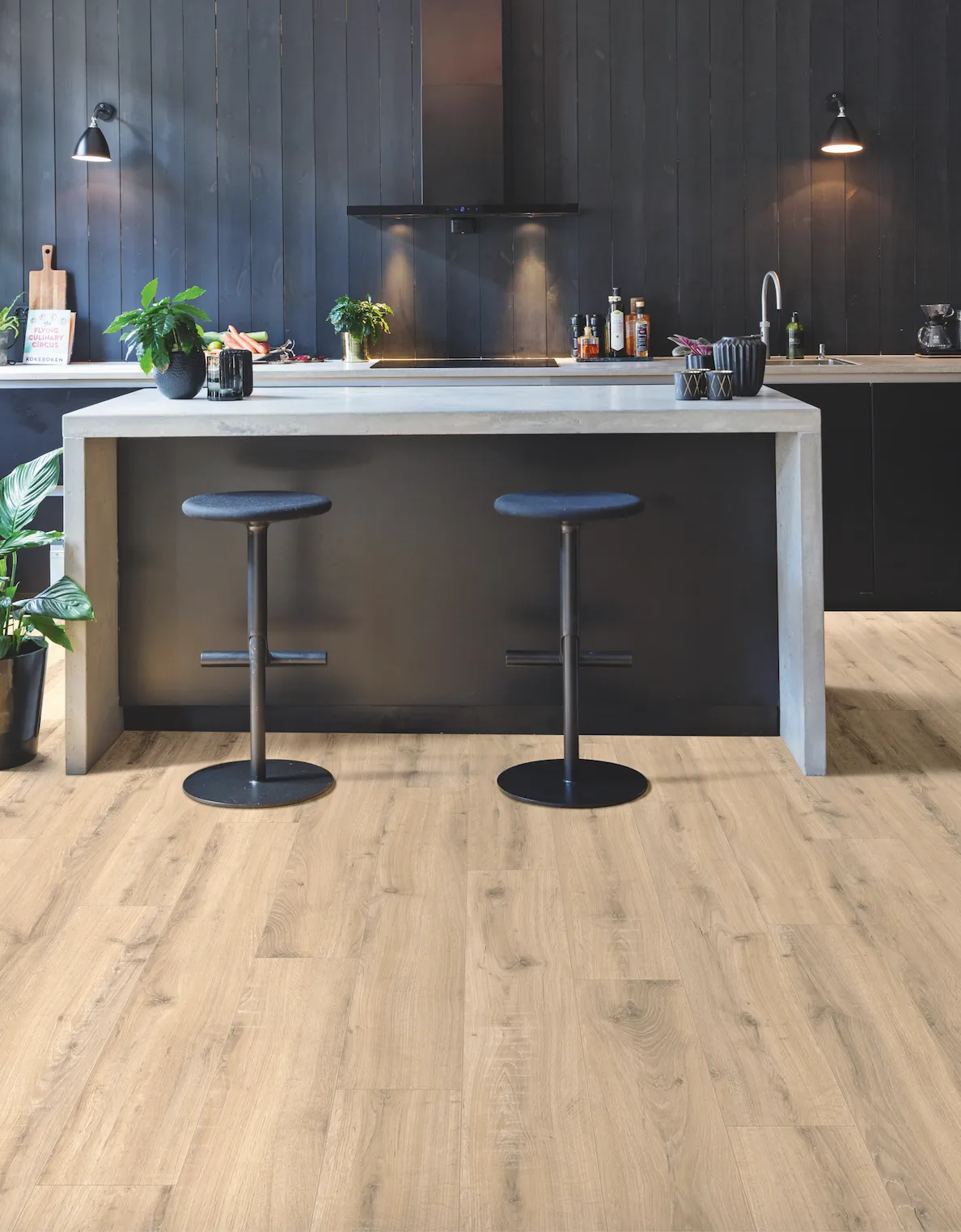 Select Brio Oak 22237 click vinyl flooring, £25.99 per sq m, Moduleo