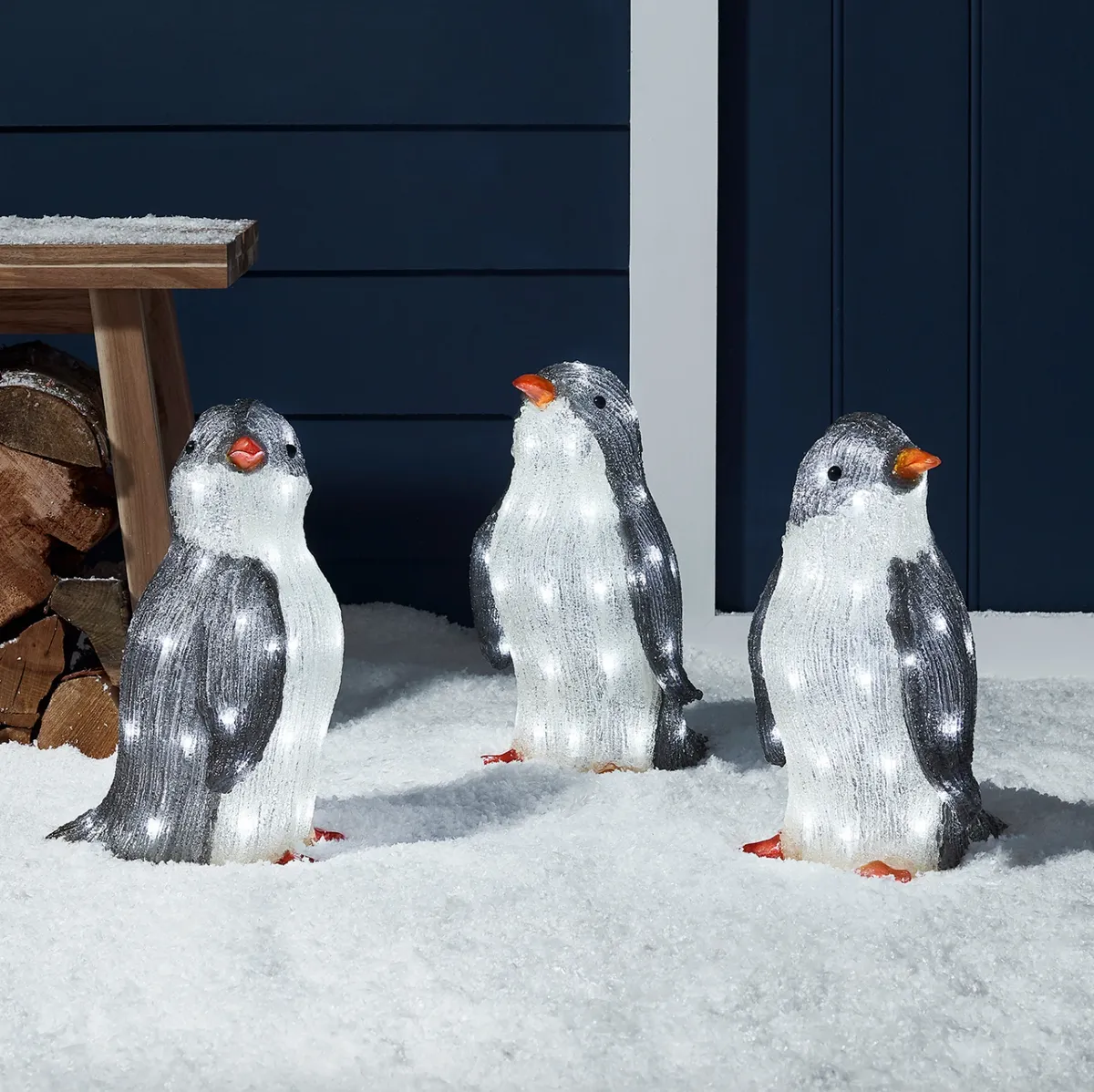 Set of 3 Penguins LED Acrylic Figures