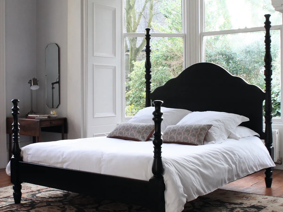 Kingston four poster bed