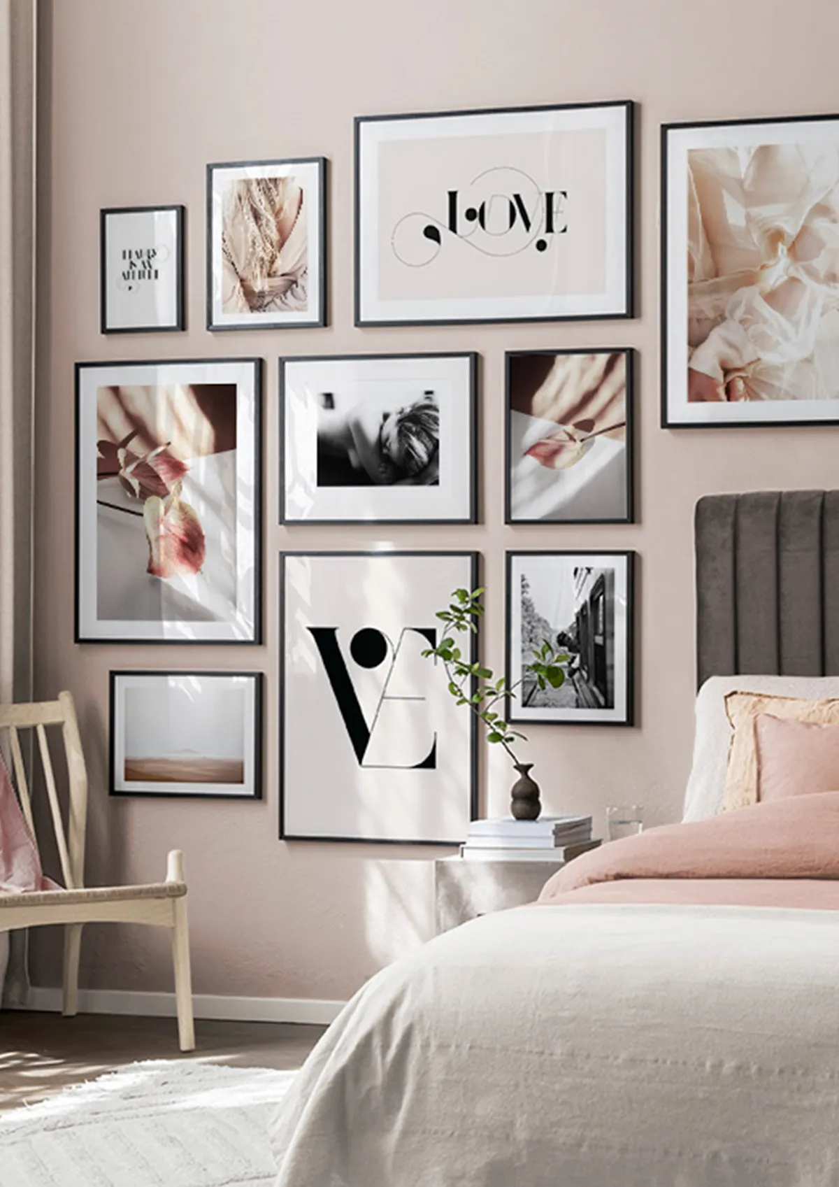 Floral Dusty Pink Gallery Wall, Desenio