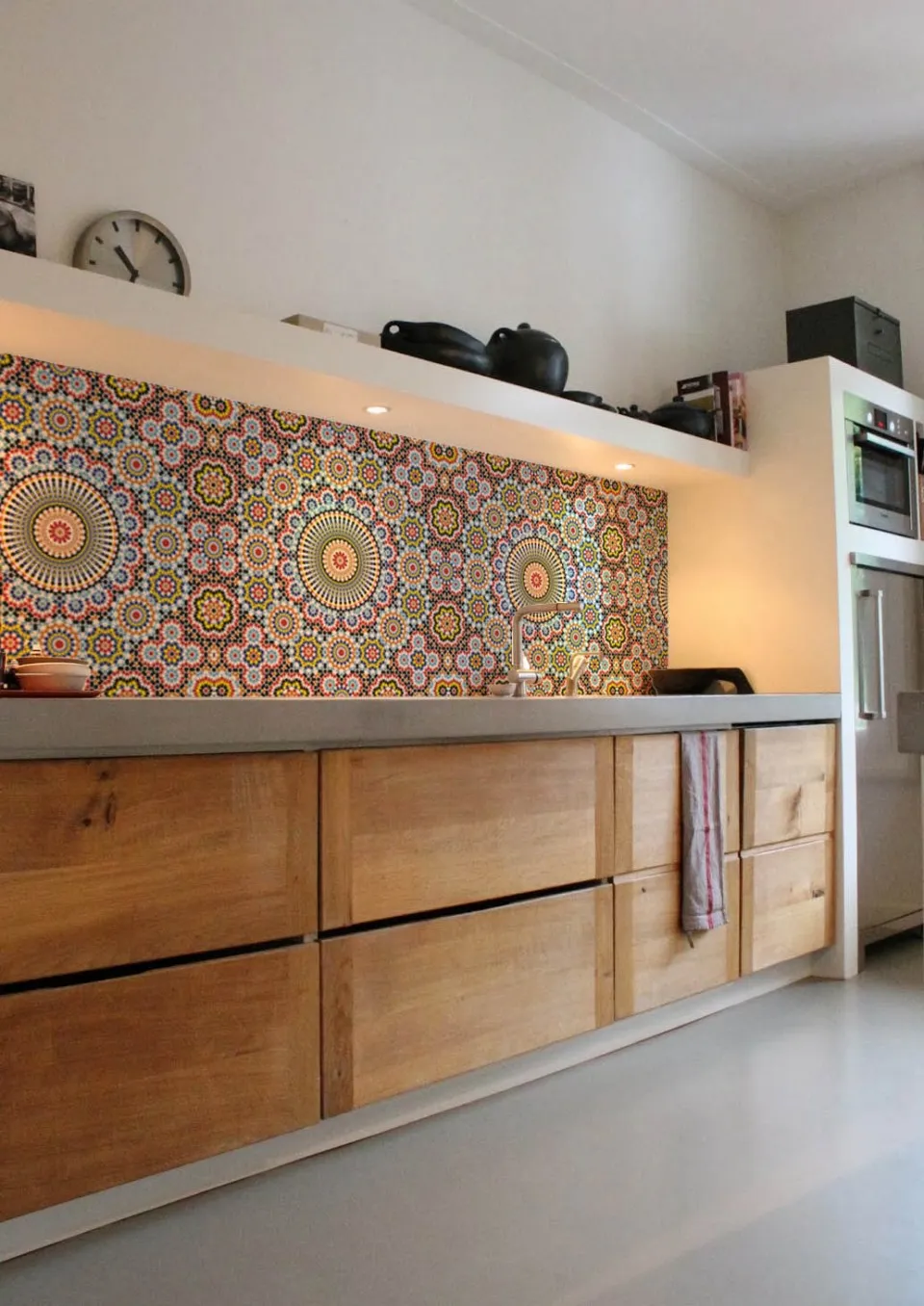 kitchen splashback ideas - mandala tiles