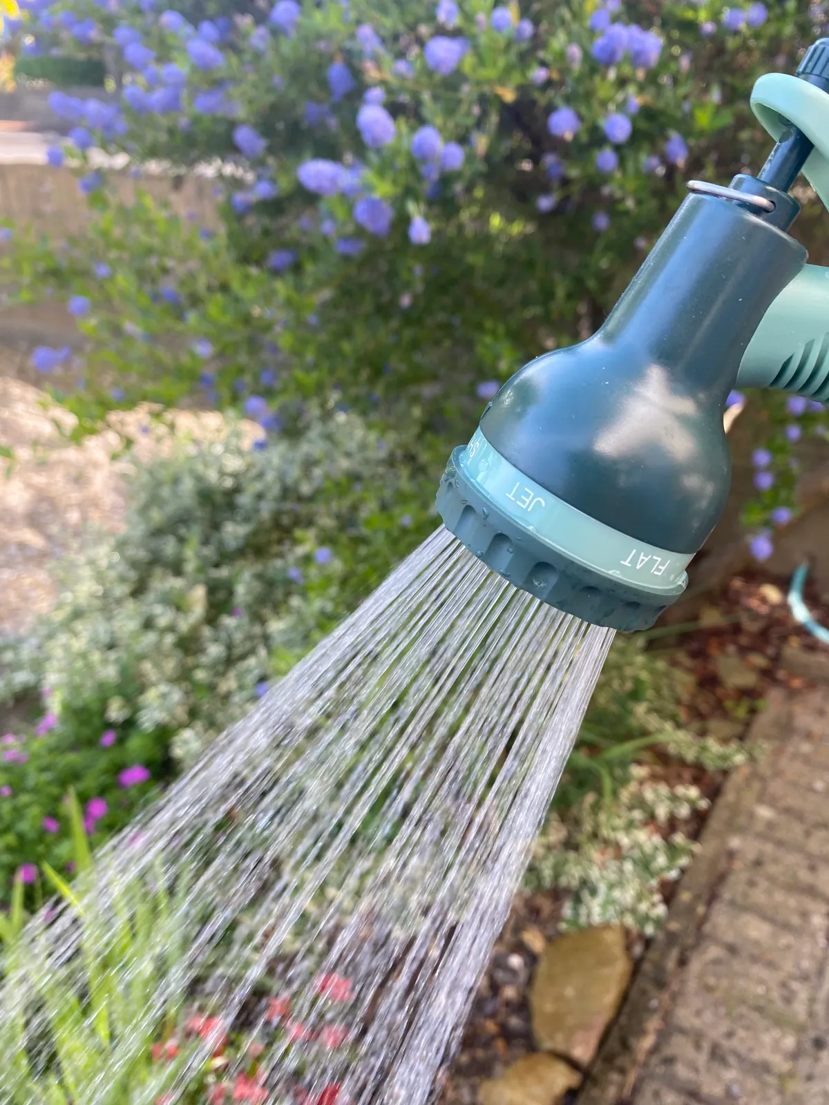 Homebase compact garden hose - spray nozzle