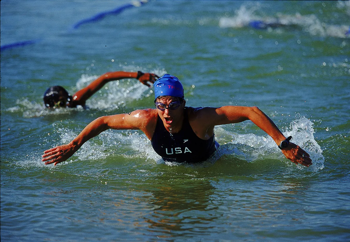 24 Jul 1999: Karen Smyers of the USA swims during the Women's Triathalon at the Pan American Games in Winnipeg, Manitoba, Canada. Mandatory Credit: Donald Miralle /Allsport