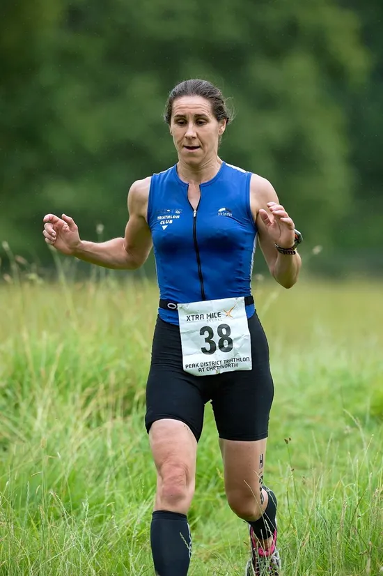 Alison Leavens racing at Peak District Triathlon