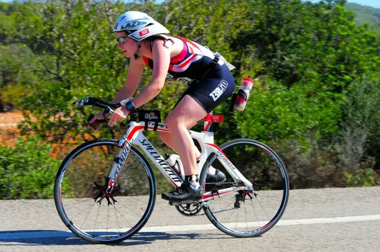 Niamh Lewis on the bike at Challenge Paguera-Mallorca 2014