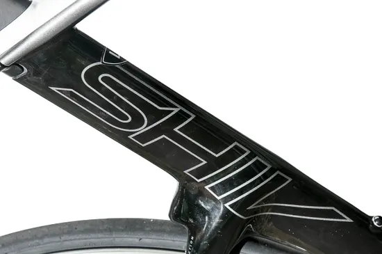 Profiled downtube on Specialized Shiv