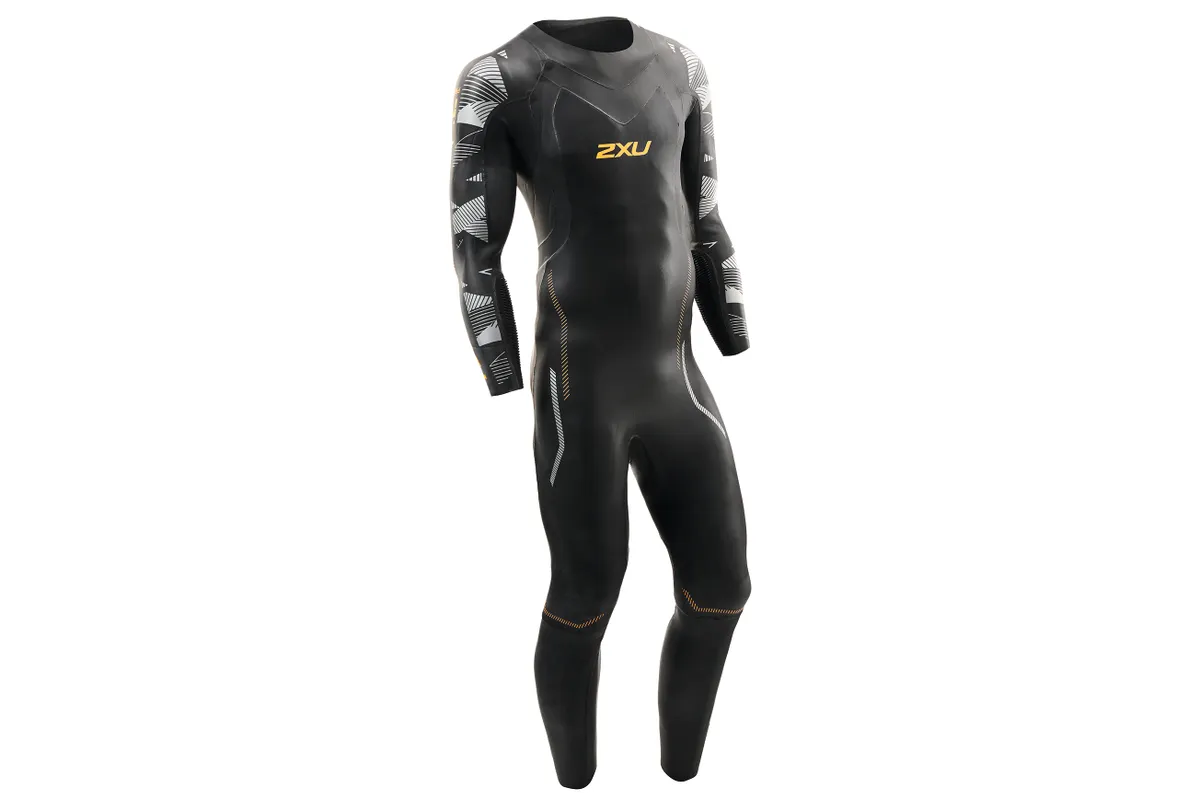 Should You Wear a Tri Suit or Wetsuit for a Triathlon? - iStoryTime