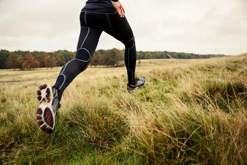What is the difference between running tights and compression