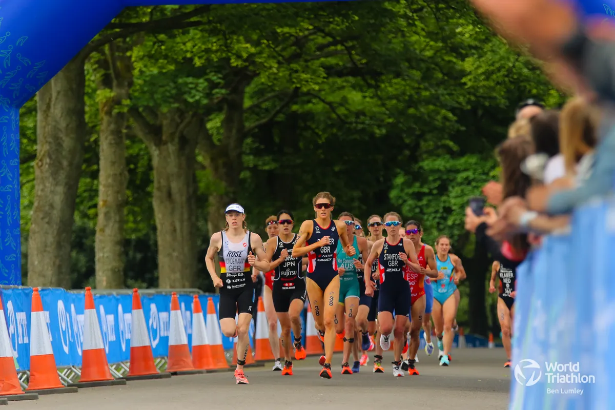 Beth Potter leads run pack at Leeds triathlon