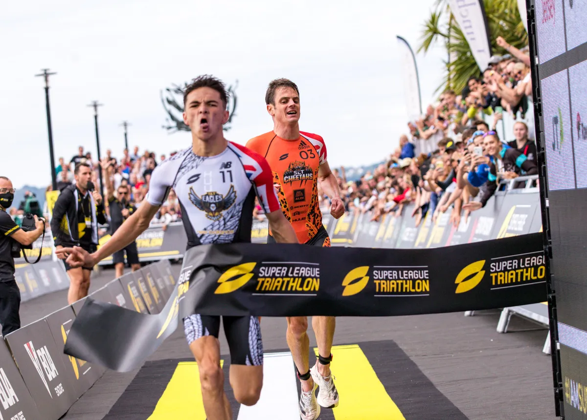Alex Yee pips Jonny Brownlee to the tape to win SLT Jersey 2021