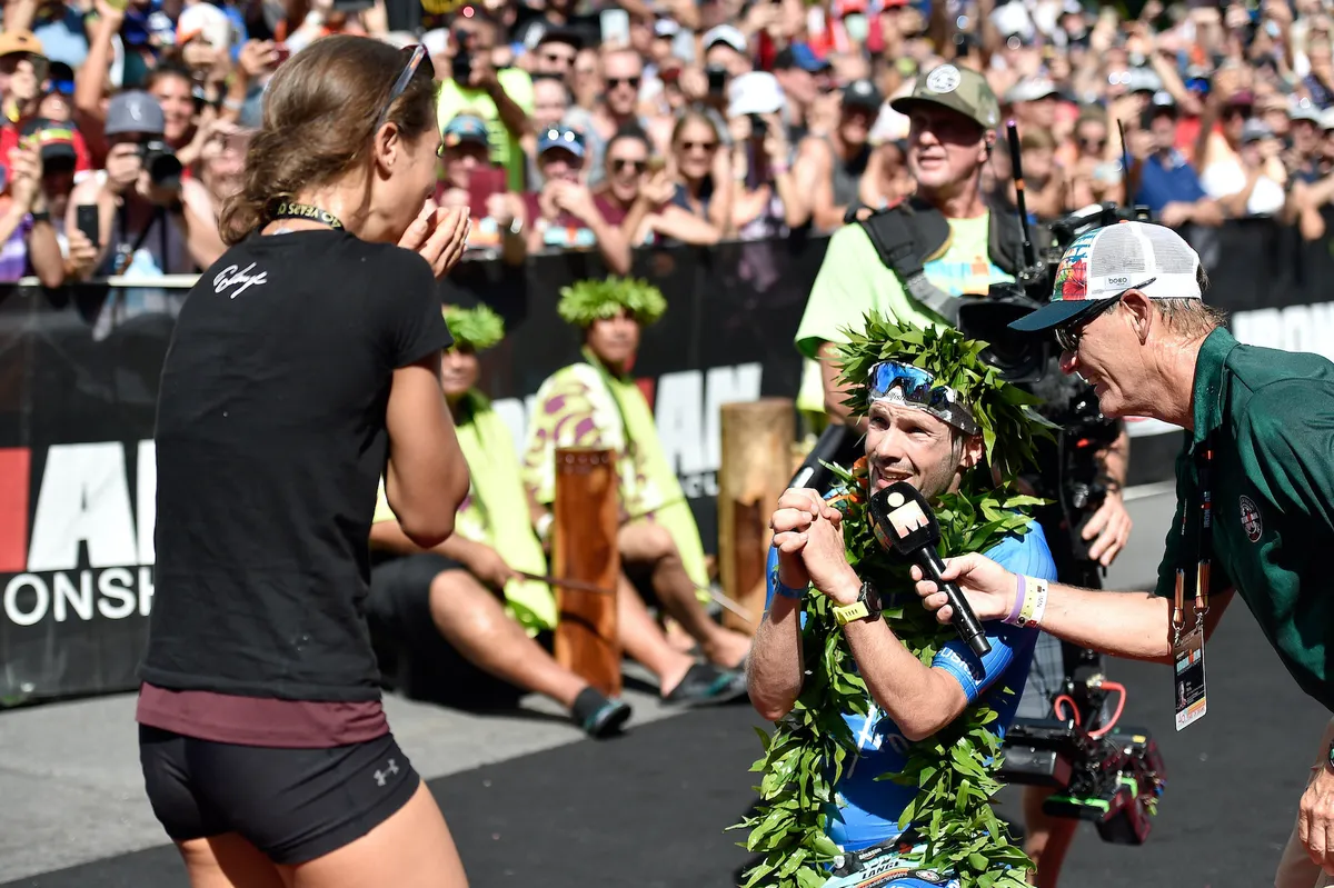 Patrick Lange proposes to his girlfriend after winning the Ironman World Championship