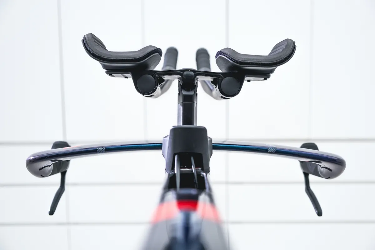 A close up of the cockpit on the Argon 18 E119 Tri  Disc bike