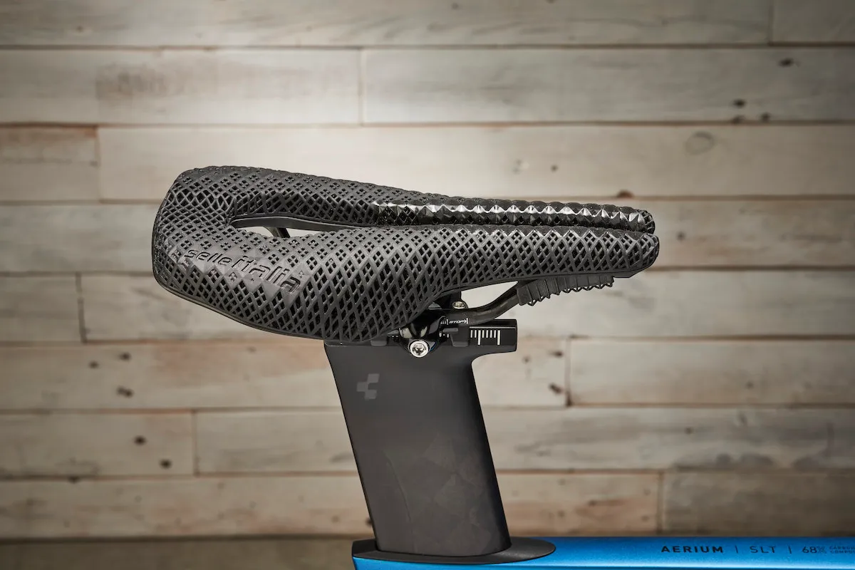Selle Italia Watt 3D Kit Carbonio Superflow saddle