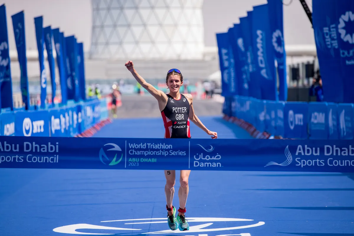 Beth Potter wins her first World Triathlon Series race in Abu Dhabi, at the start of the 2023 season