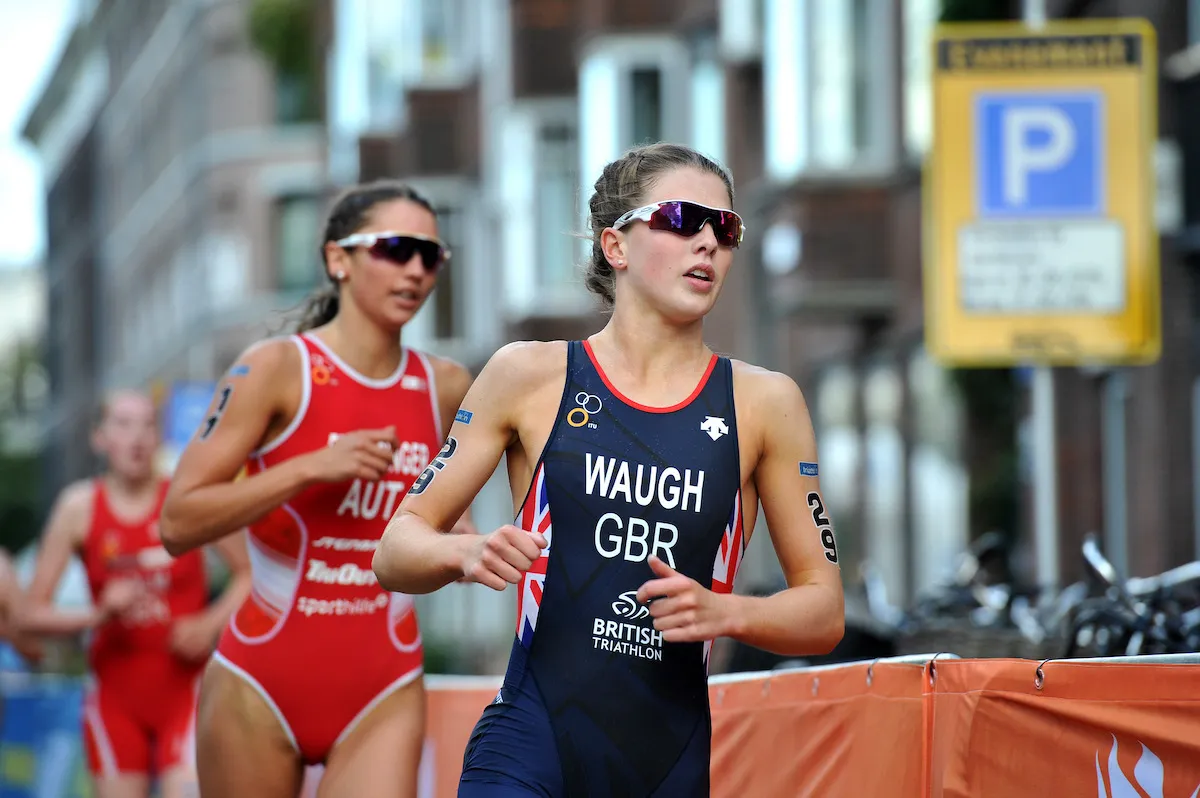 GB triathlete Kate Waugh on the run leg of the 2017 World Junior Champs in Rotterdam