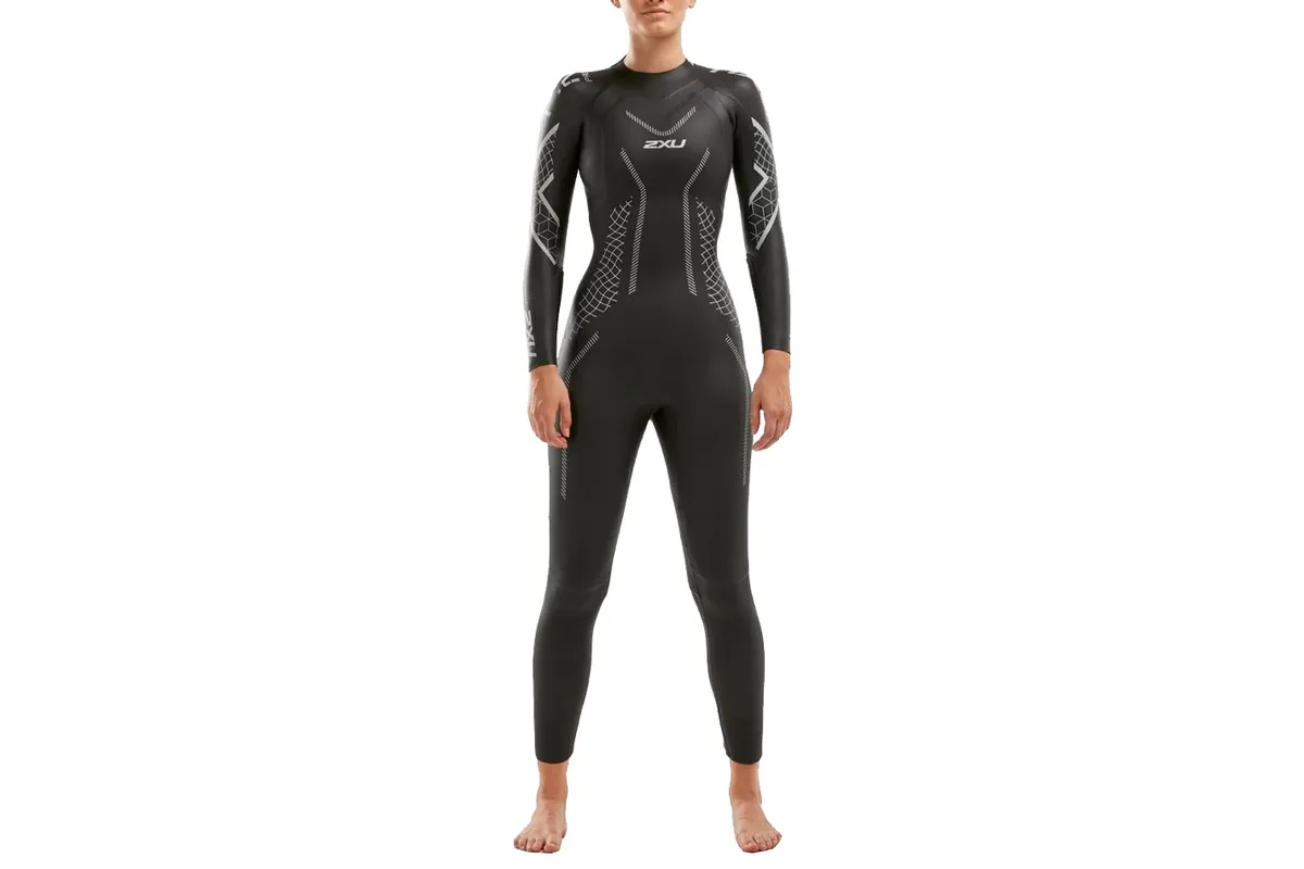 2XU P:2 Propel Women's wetsuit on a white background