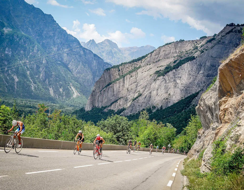 Cyclists competing at the Alpe d'Huez Triathlon 2018