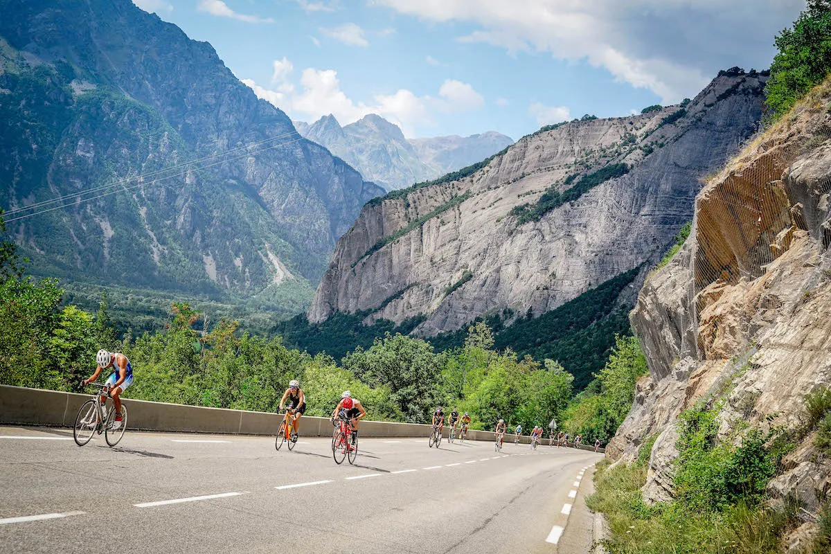 Cyclists competing at the Alpe d'Huez Triathlon 2018
