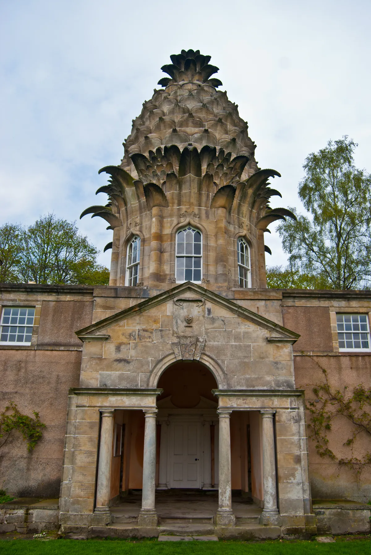 The pinapple Dunmore Park is one of Britain's best follies