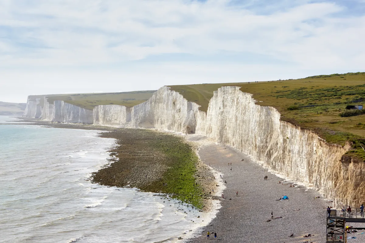 Birling Gap and the Seven Sisters, East Sussex. Stretching between Birling Gap and Cuckmere Haven are the world-famous Seven Sisters chalk cliffs.