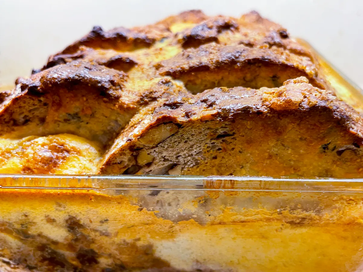 Apple bread and butter pudding