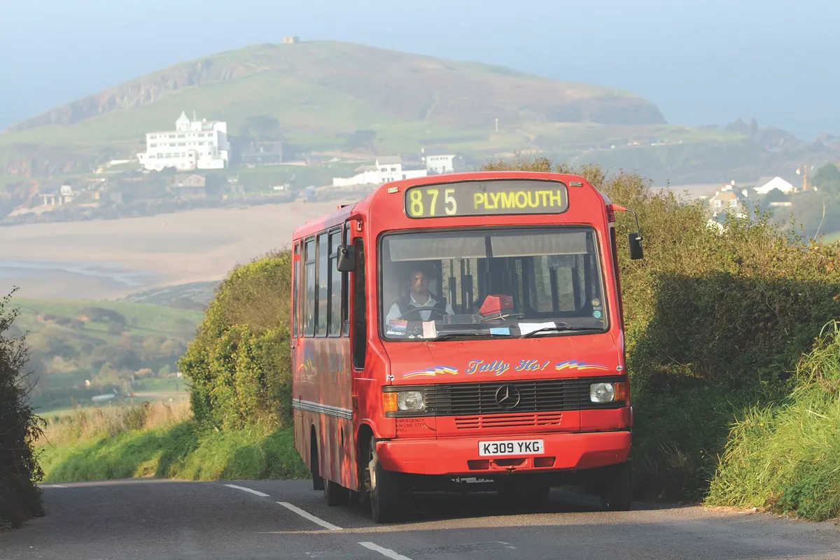 The Tally Ho bus at Bigbury en route to Plymouth South