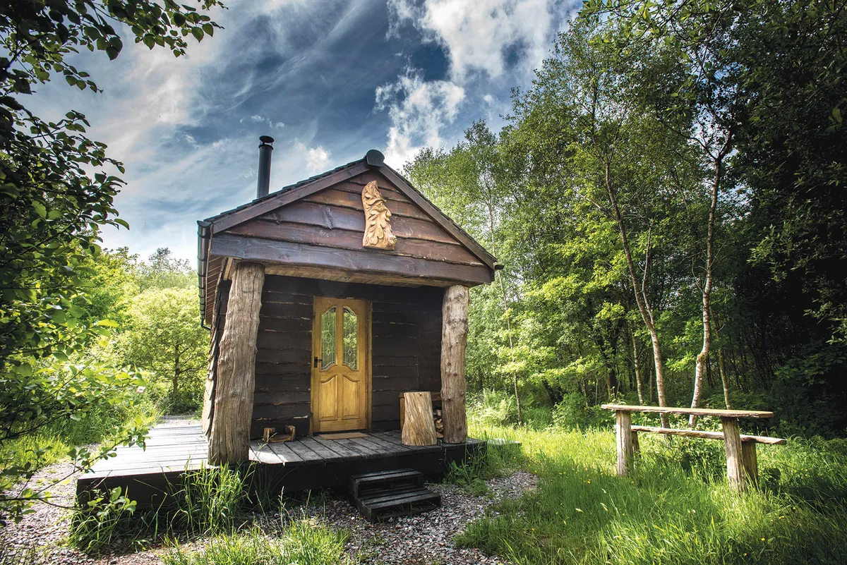 Bulworthy Project, off-grid cabin