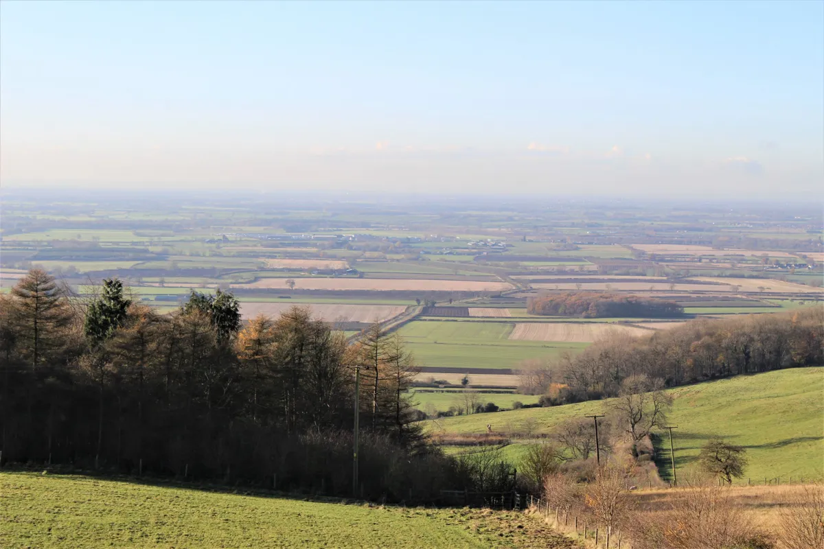 Vale of York from Worsen Dale, Yorkshire Wolds