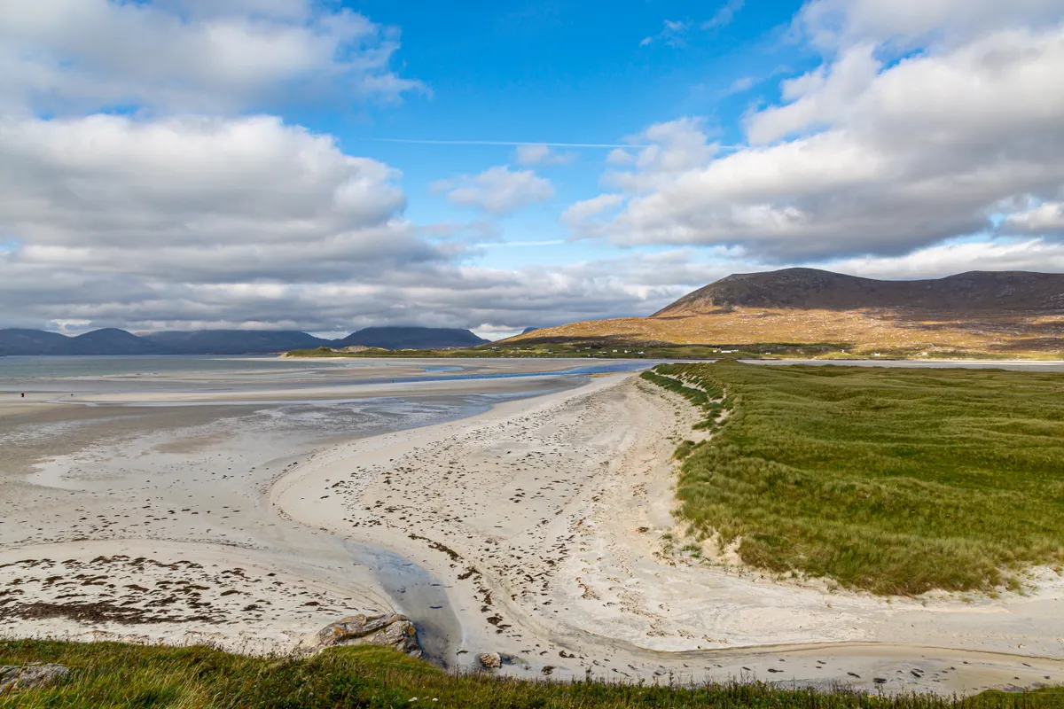 Luskentyre beach, Isle of Harris, Scotland/Credit: Getty Images