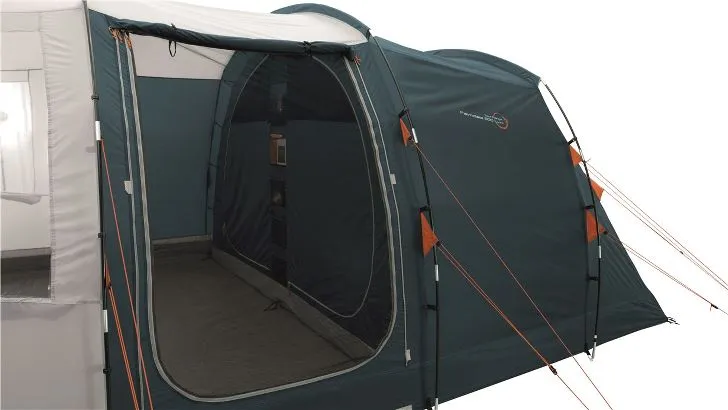 Side door of Easycamp Palmdale 600 lux tent