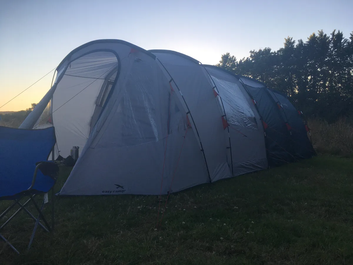 Exterior shot of Easycamp palmdale 600 lux tent in a field