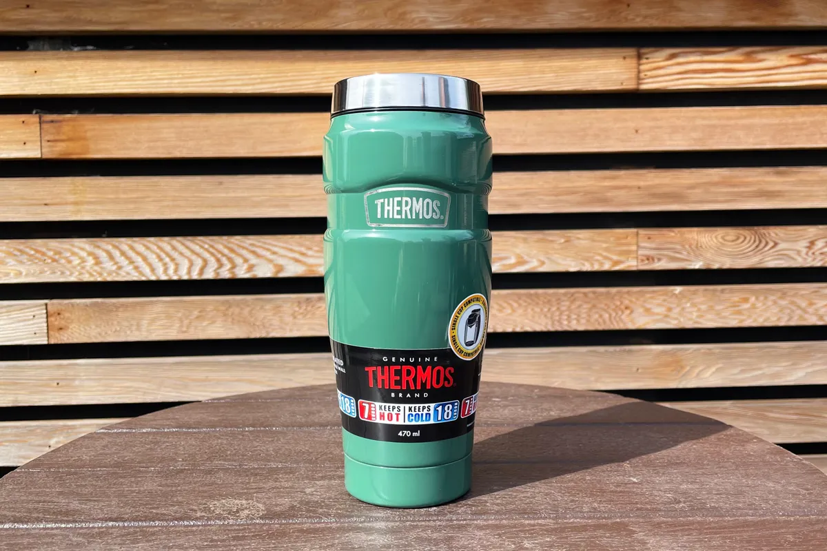 Thermos King Can on a wooden table